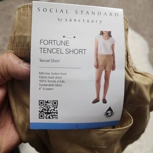 Social Standard Women's Mid Rise Fortune Tencel Short Tan NWT